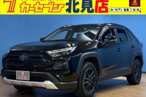 トヨタ　RAV4　2.5 ハイブリッド アドベンチャー E-Four 4WD　ナビ／全周囲カメラ／前後ドラレコ／サンルーフ／ＥＴＣ２．０／オートクルーズコントロール／パワーシート／シートヒーター・エアコン／ハンドルヒーター／Ｂｌｕｅｔｏｏｔｈ