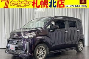 【ダイハツ】ムーヴカスタム　XリミテッドSAⅢ　４WD/ナビ/バックカメラ/衝突軽減ブレーキ/プッシュスタート