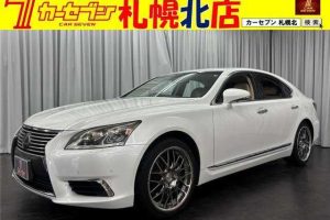 【レクサス】LSハイブリッド600ｈ　バージョンＣ　4ＷＤ/ナビTV/バックカメラ/シートメモリー/スマートキー
