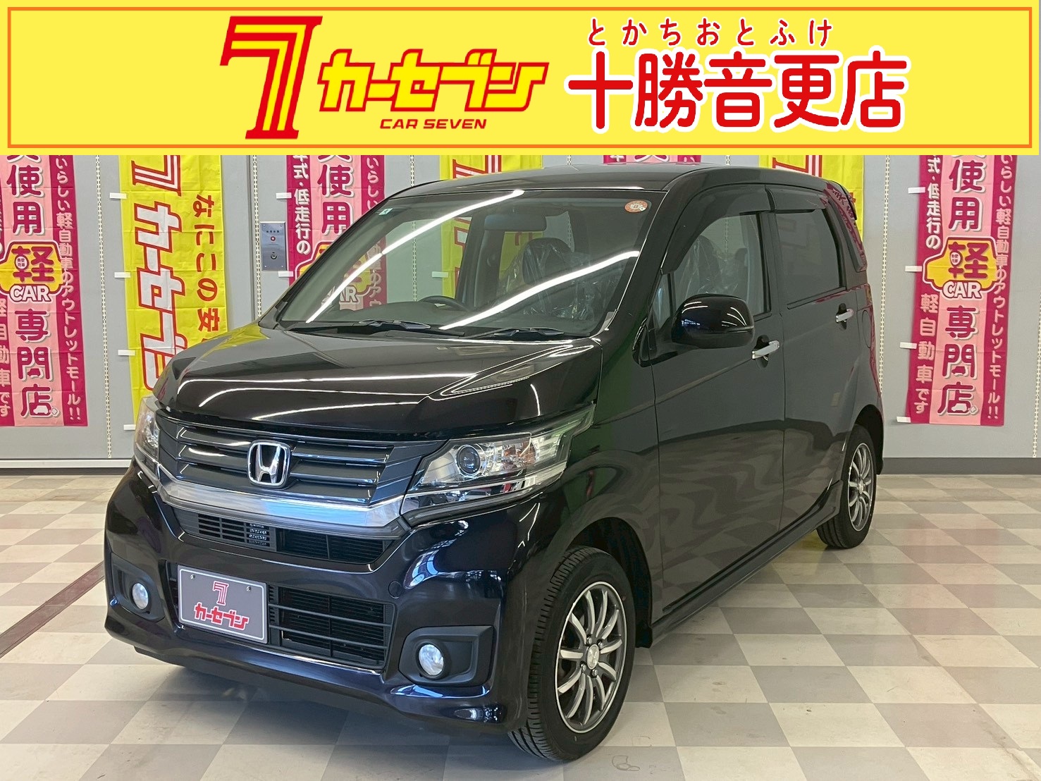 NWGNカスタム　G　4WD　CDオーディオ　オートライト　プッシュスタート　オートエアコン