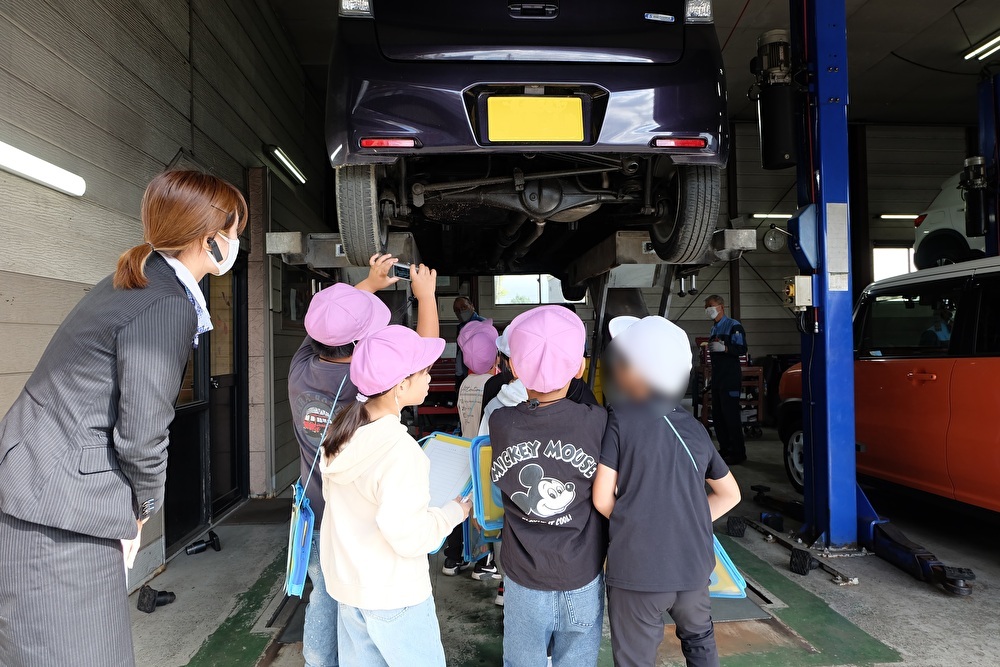 茨戸小学校２年生を招いて生活科の学習をしました