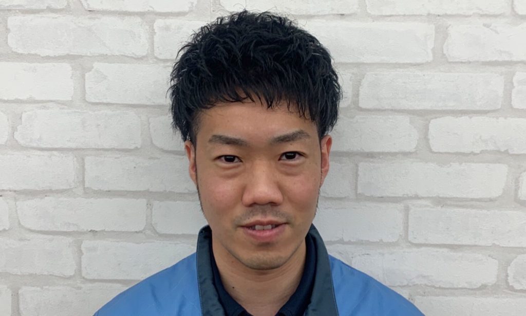成田健吾