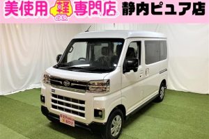 ダイハツ　アトレーＲＳ　４ＷＤ　ＥＴＣ車載器　両側パワースライド　プッシュスタート　衝突被害軽減ブレーキ　ＬＥＤヘッドライト　フォグランプ　オートエアコン　リアヒーター　バックカメラ　アイドリングストップ　(ホワイト)