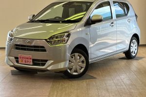 ダイハツ ミライース660 X SAIII 4WD　エンジンスターター　LEDヘッドライト （シルバー）