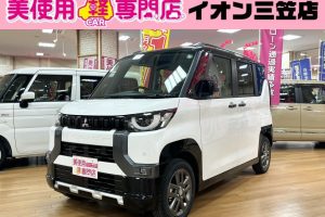 デリカミニ　G　プレミアム　４WD