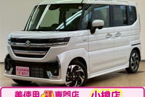 スズキ スペーシア660 カスタム ハイブリッド XS 4WD　全方位モニターナビ付 （ピュアホワイトパール）