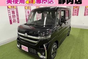スズキ  スペーシアカスタム  ハイブリッドＸＳ　４ＷＤ　全方位ナビ付スズキコネクト対応　両側パワースライドドア　ＬＥＤヘッドライト　フォグランプ　プッシュスタート　シートヒーター　セーフティサポート　グルーズコントロール　ステアリングスイッチ