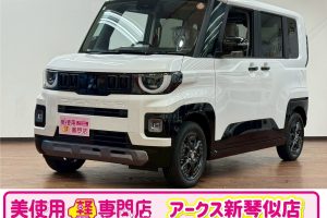 三菱 デリカミニ 660 G プレミアム デリマル パッケージ 4WD　Google搭載インフォテイメントシステム　ビルトインETC　前後ドライブレコーダー　両側電動スライドドア　3Dマルチアラウンドモニター　デジタルルームミラー　リヤサーキュレーター　マイパイロット （ホワイト）