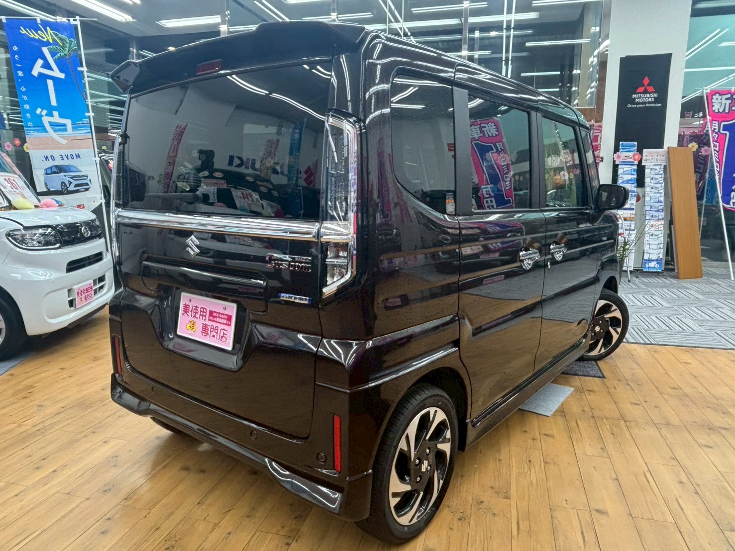 美使用軽江別店のお車をご覧いただき誠にありがとうございます！ご来店またはお電話やウェブでもご商談が可能ですのでご気軽にご相談くださいませ！