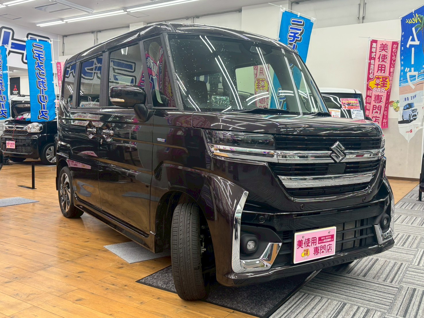 美使用軽江別店のお車をご覧いただき誠にありがとうございます！ご来店またはお電話やウェブでもご商談が可能ですのでご気軽にご相談くださいませ！