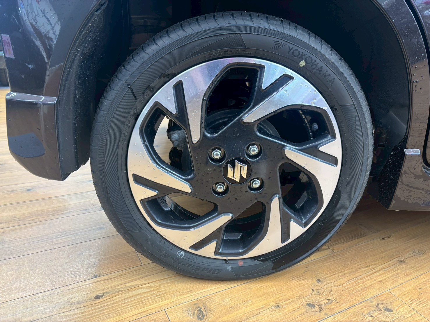 美使用軽江別店のお車をご覧いただき誠にありがとうございます！ご来店またはお電話やウェブでもご商談が可能ですのでご気軽にご相談くださいませ！