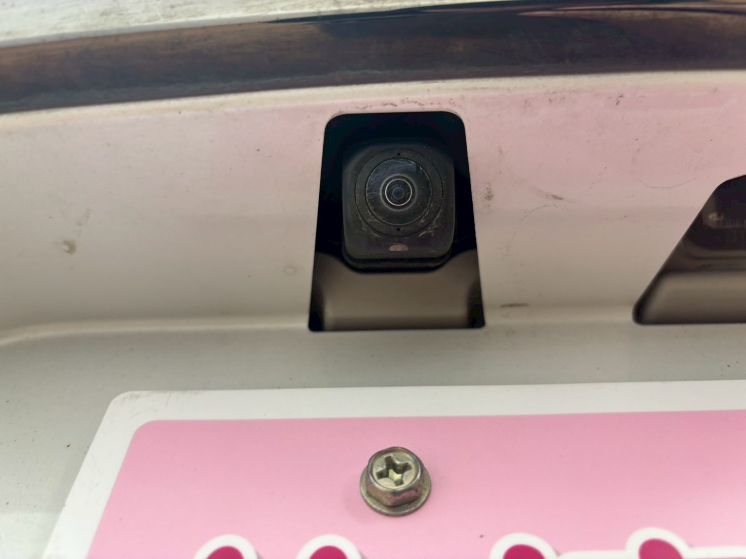 美使用軽江別店のお車をご覧いただき誠にありがとうございます！ご来店またはお電話やウェブでもご商談が可能ですのでご気軽にご相談くださいませ！