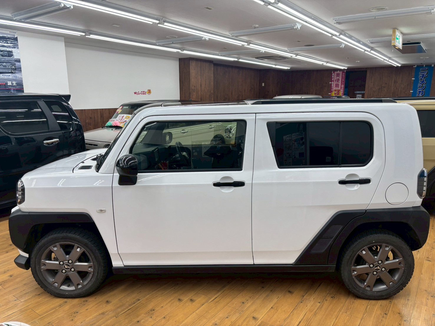 美使用軽江別店のお車をご覧いただき誠にありがとうございます！ご来店またはお電話やウェブでもご商談が可能ですのでご気軽にご相談くださいませ！