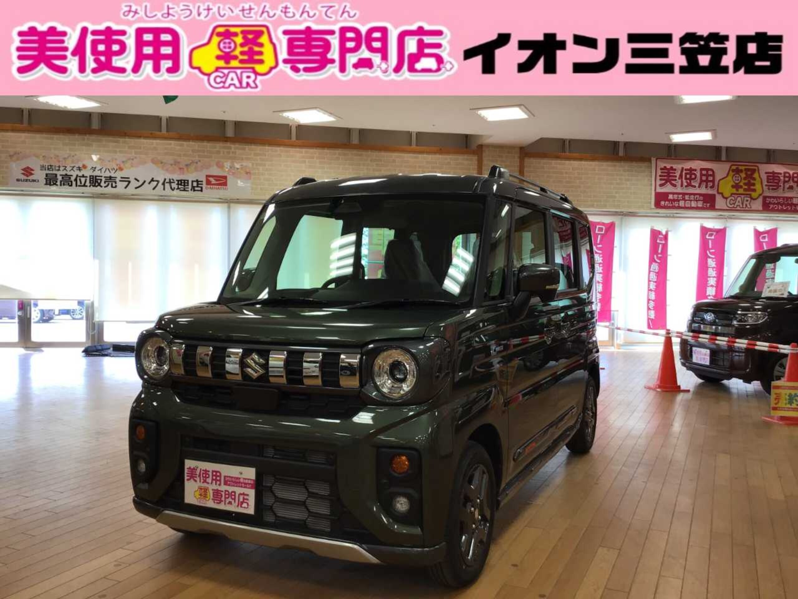 スズキ スペーシア 660 ギア ハイブリッド XZ 4WD　LEDヘッドライト　アイドリングストップ （クールカーキパールメタリックガンメタリック）