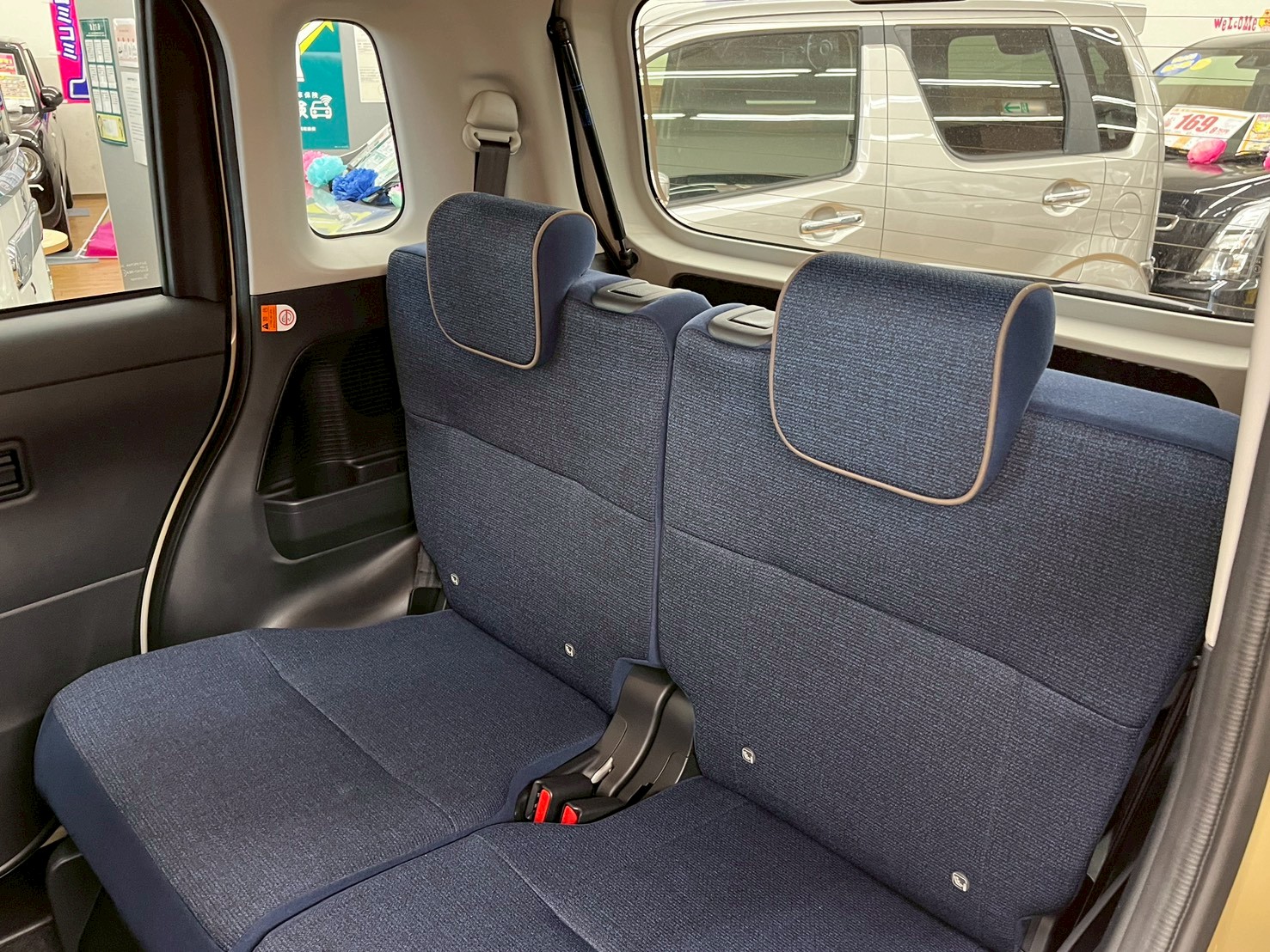 美使用軽江別店のお車をご覧いただき誠にありがとうございます!ご来店またはお電話やウェブでもご商談が可能ですのでご気軽にご相談くださいませ!