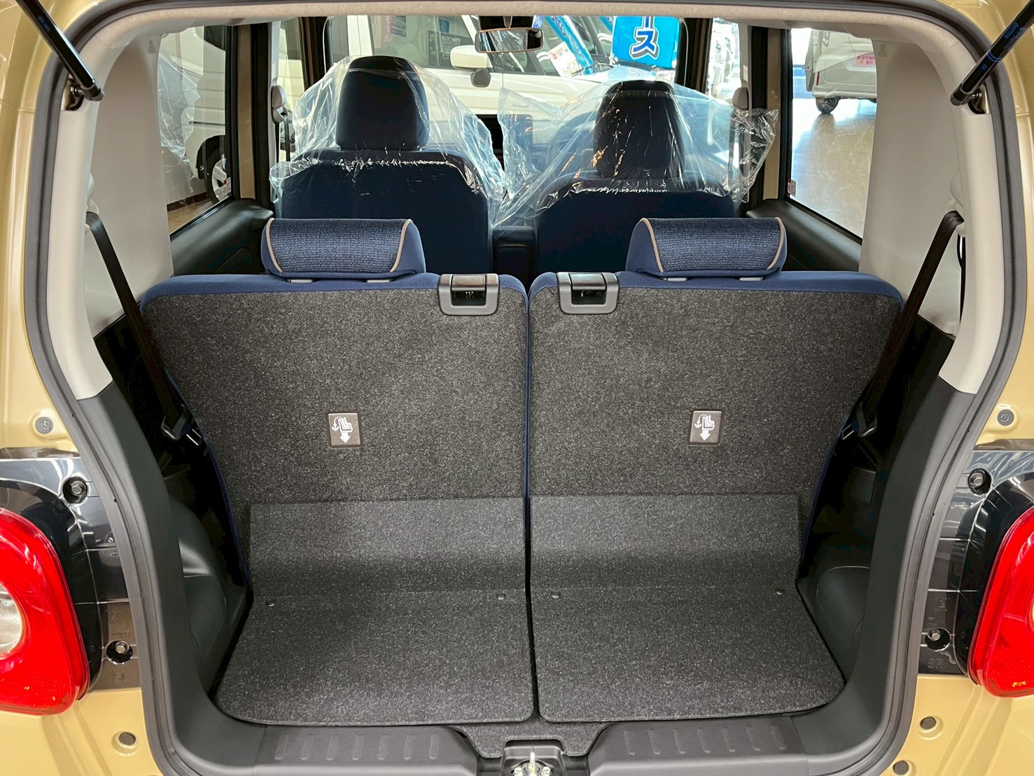 美使用軽江別店のお車をご覧いただき誠にありがとうございます!ご来店またはお電話やウェブでもご商談が可能ですのでご気軽にご相談くださいませ!