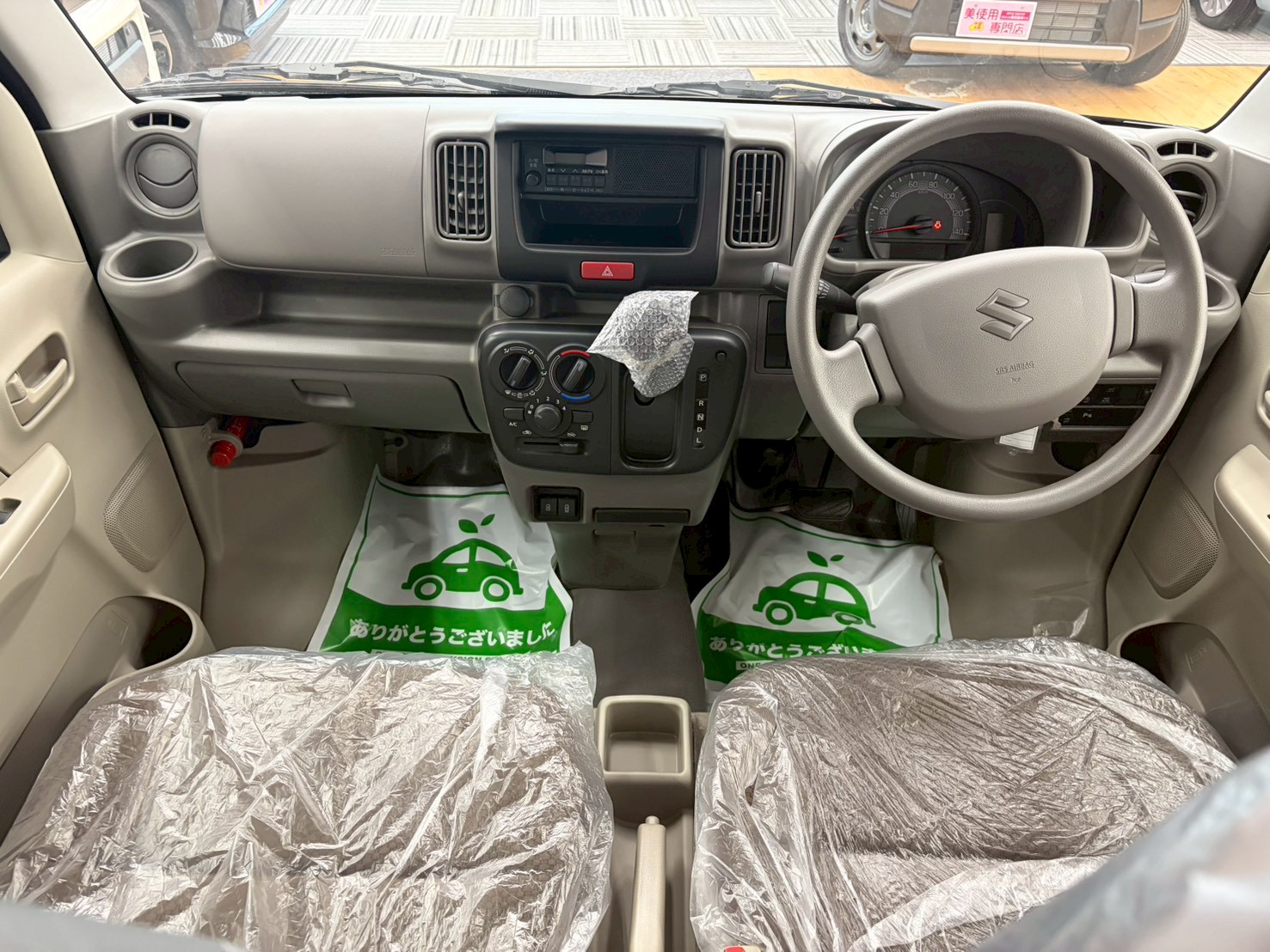 美使用軽江別店のお車をご覧いただき誠にありがとうございます！ご来店またはお電話やウェブでもご商談が可能ですのでご気軽にご相談くださいませ！