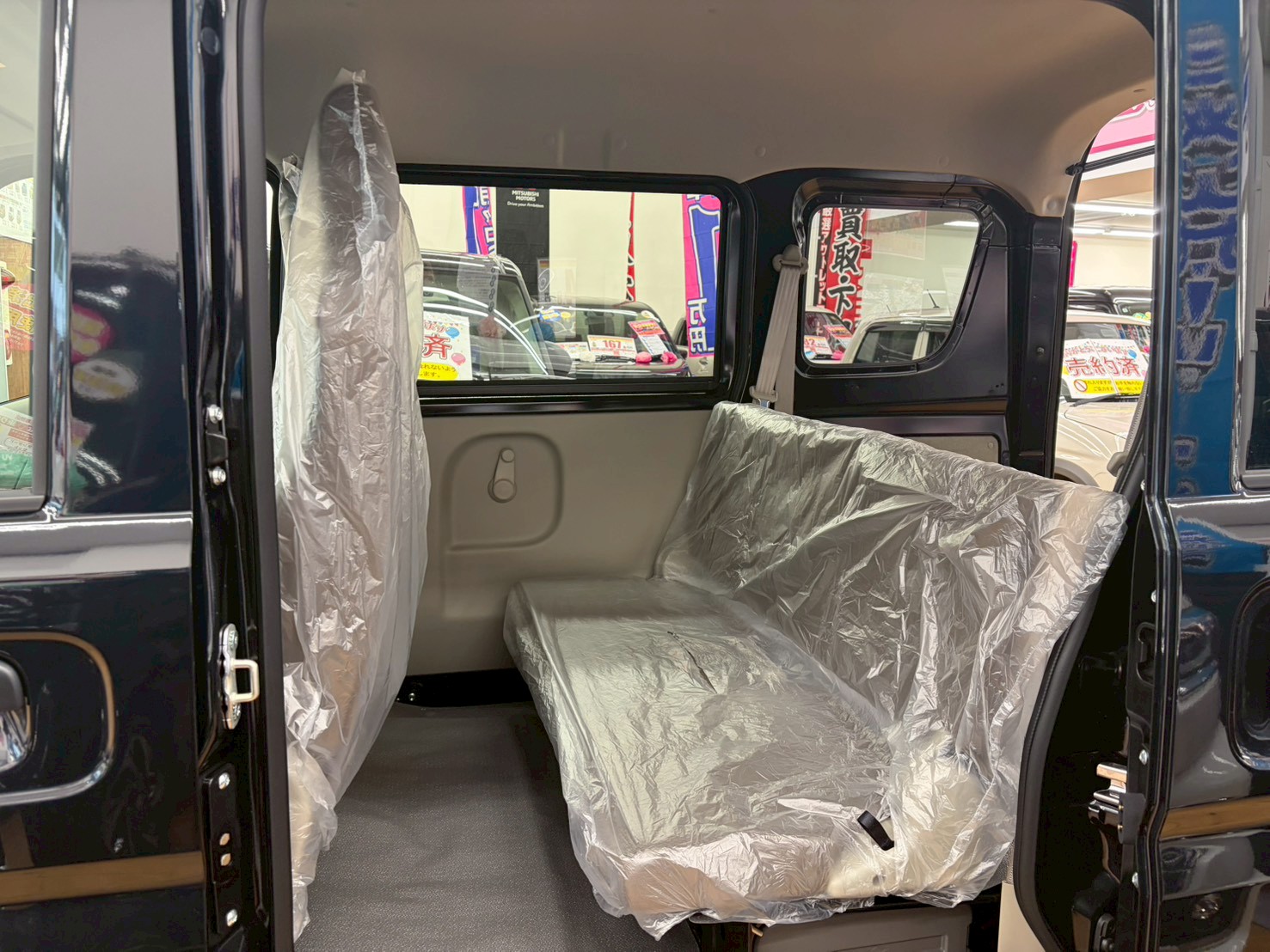 美使用軽江別店のお車をご覧いただき誠にありがとうございます！ご来店またはお電話やウェブでもご商談が可能ですのでご気軽にご相談くださいませ！