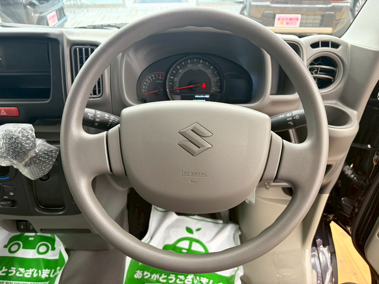 美使用軽江別店のお車をご覧いただき誠にありがとうございます！ご来店またはお電話やウェブでもご商談が可能ですのでご気軽にご相談くださいませ！