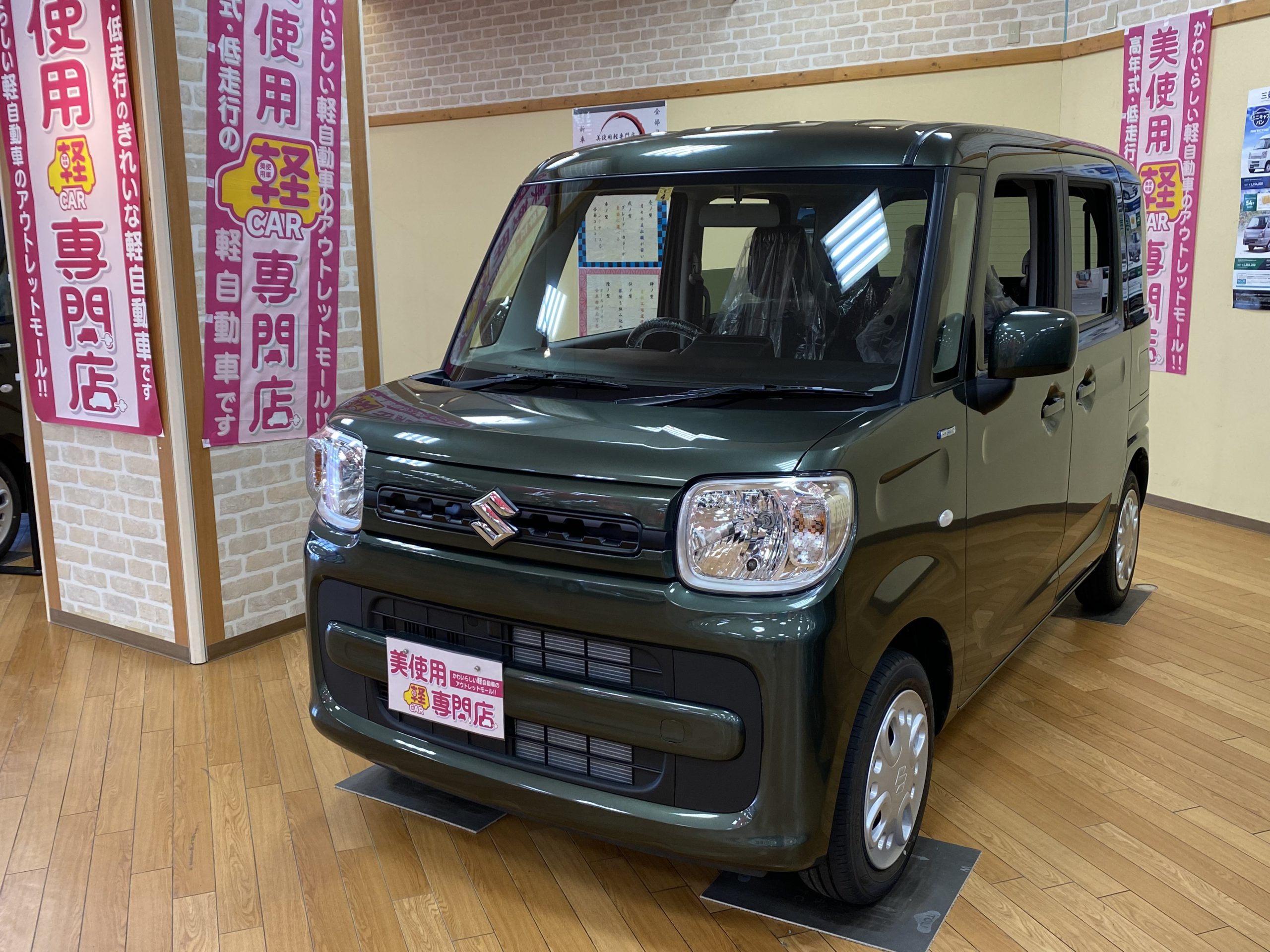 スズキスペーシア ハイブリッドG 4WD キーレス プッシュスタート シートヒーター ABS 両側スライドドア オートエアコン アイドリングストップ