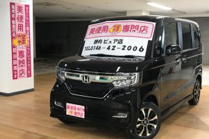 ホンダ　N-BOX　カスタム　Ｇ・Ｌホンダセンシング　４WD　(ブラック)