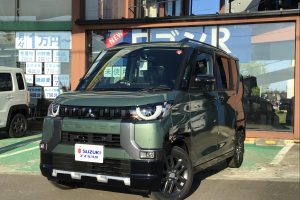 三菱デリカミニ Ｇ　４ＷＤ