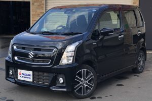スズキ ワゴンR660 スティングレー ハイブリッド T 4WD　ターボ　スマートキー　衝突軽減ブレーキ （ブラック）