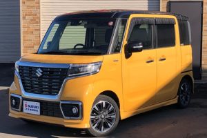 スズキ スペーシア660 カスタム ハイブリッド XS 4WD　セーフティサポート　オーディオ （イエローブラック）