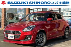 スズキ　スイフト　ハイブリッドRS　４WD　衝突軽減ブレーキ　ナビTV　ドライブレコーダー
