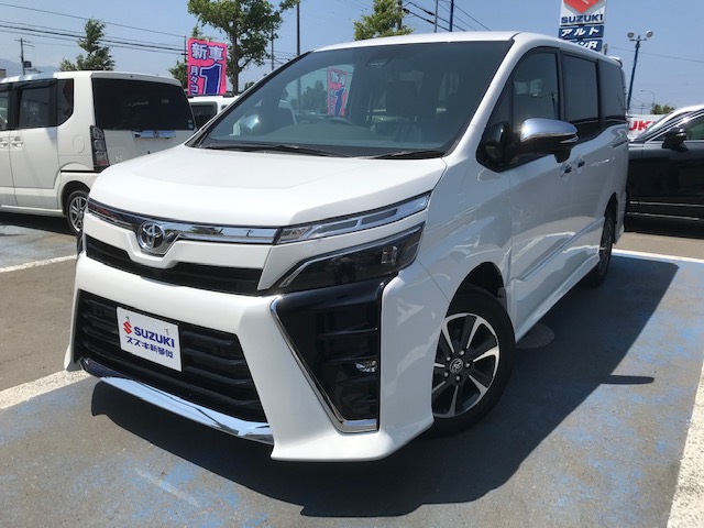 トヨタ ヴォクシー2.0 ZS 煌III 4WD