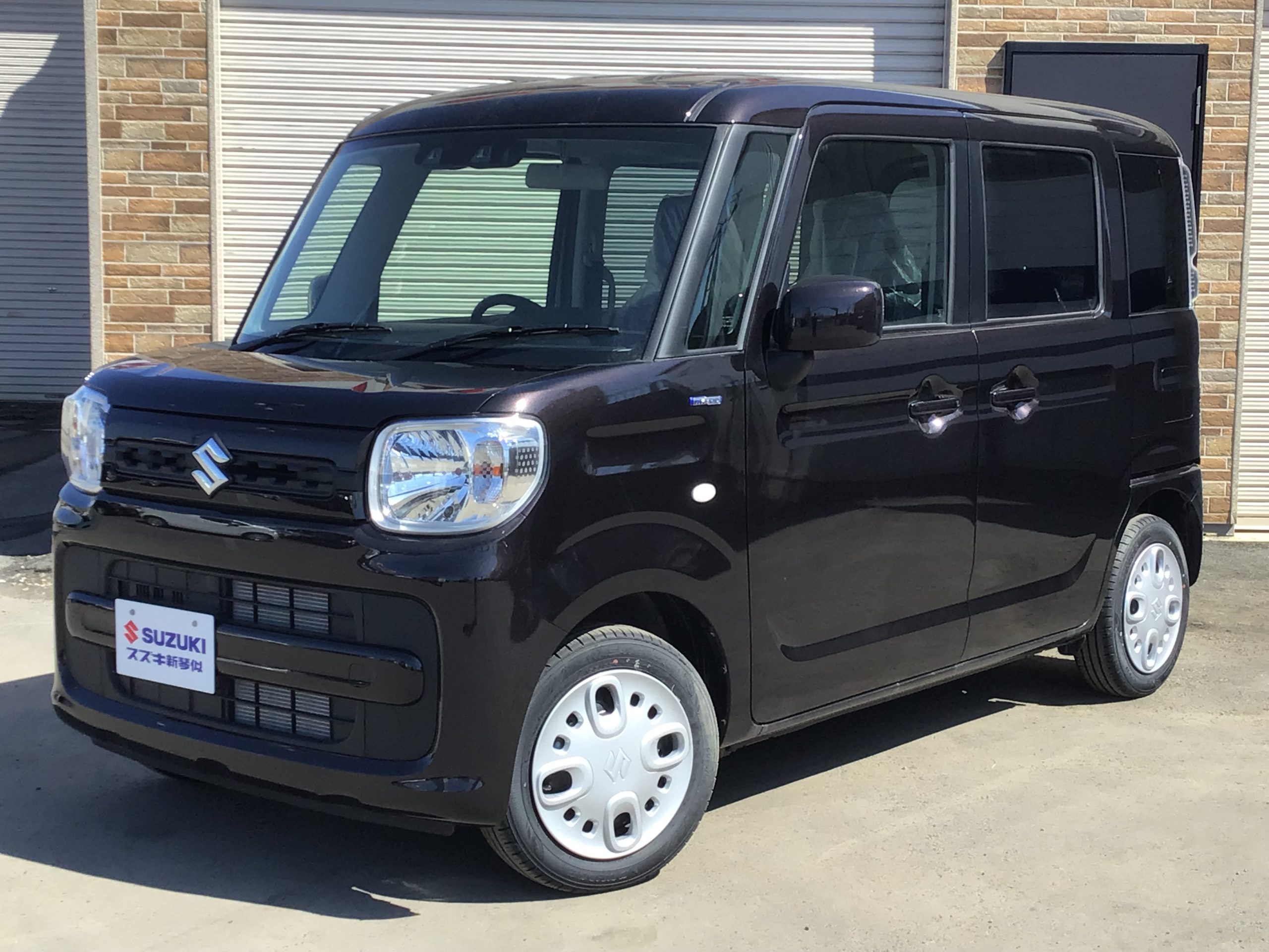 スズキ スペーシア660 ハイブリッド G 4WD 届出済未使用車 衝突軽減ブレーキ (ブラウン)