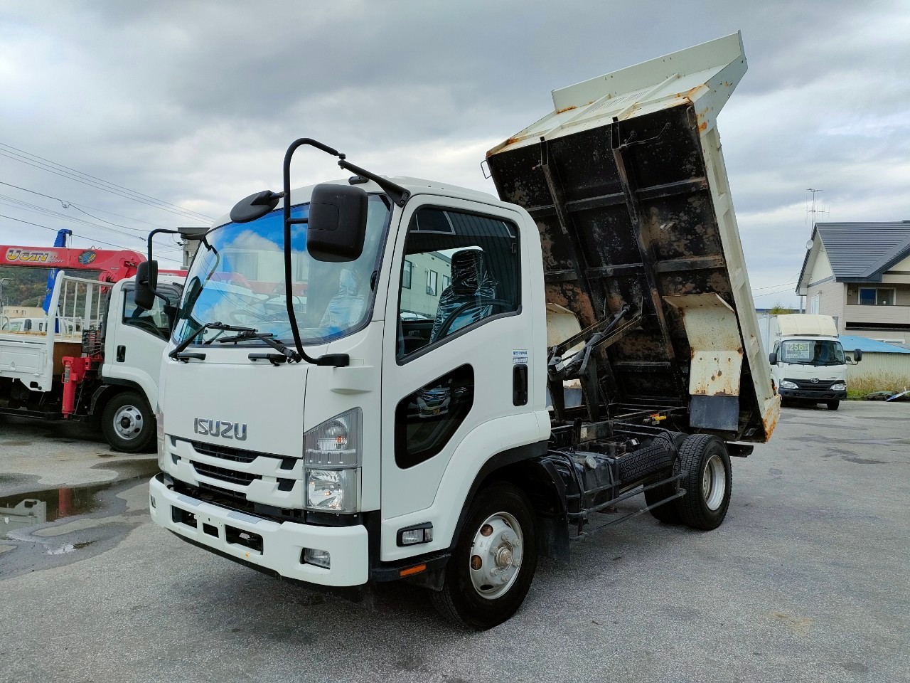 平成28年 フォワード4トンダンプ ★コボレーン付 ★最大積載量3750kg ★ご奉仕価格!