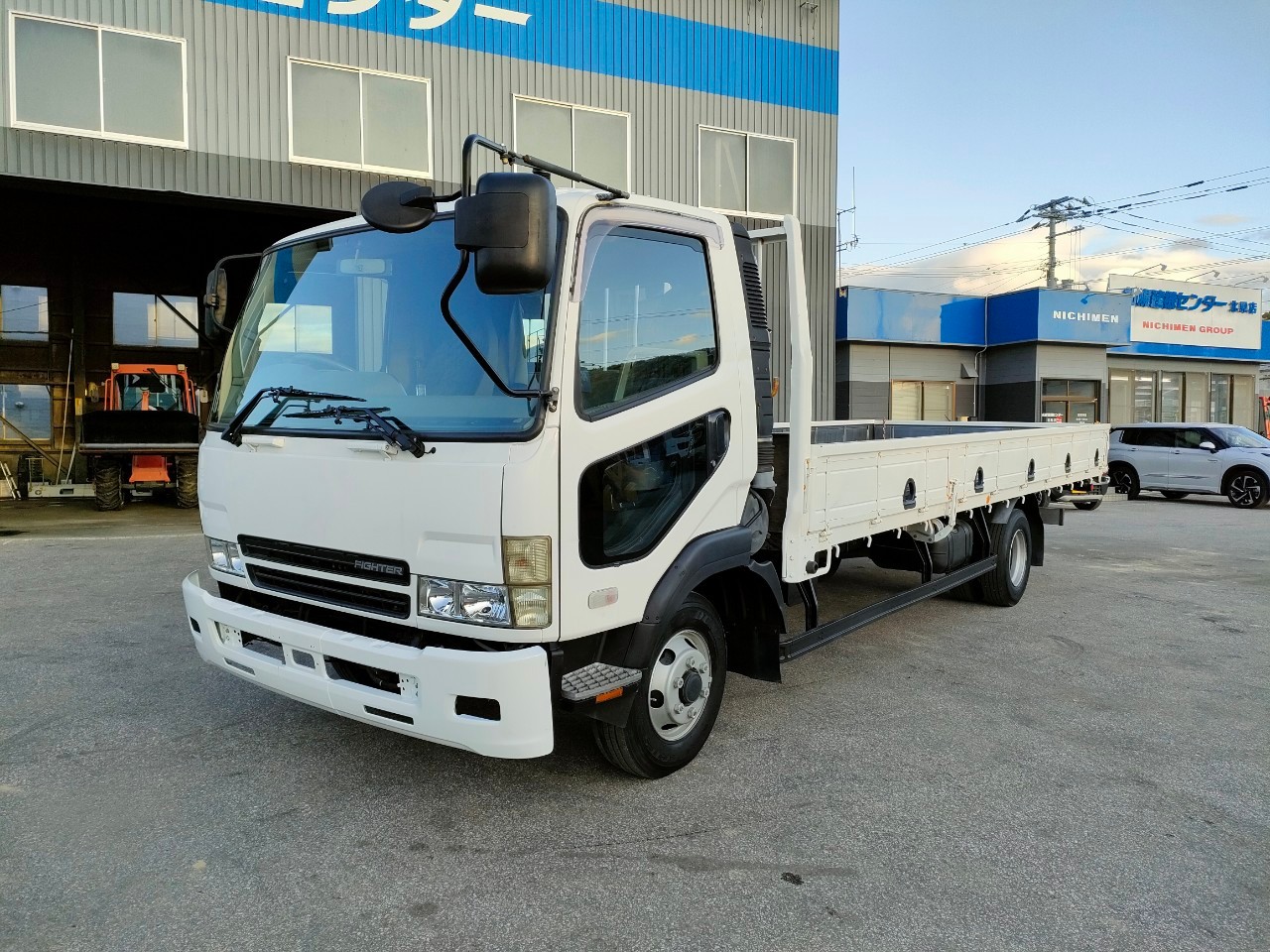 平成16年 ファイター4トン平 ★ワイドロング ★埋め管20個 ★最大積載量4150㎏ ★ご奉仕価格!