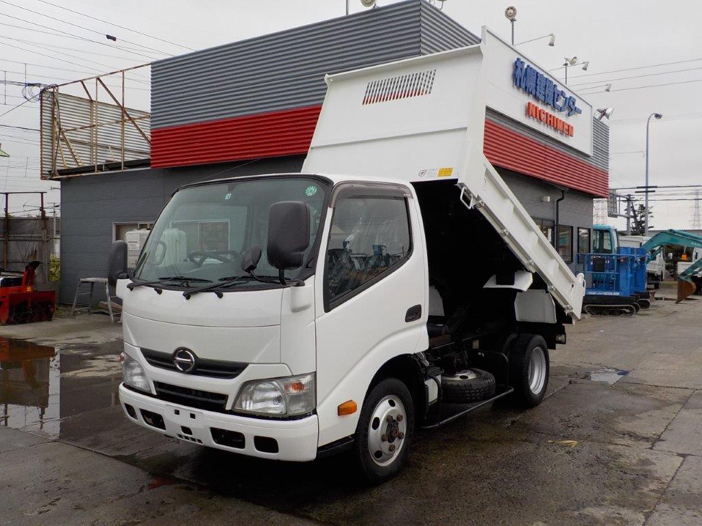 平成25年 日野 デュトロ 2トンダンプ 4WD 低床・土砂禁