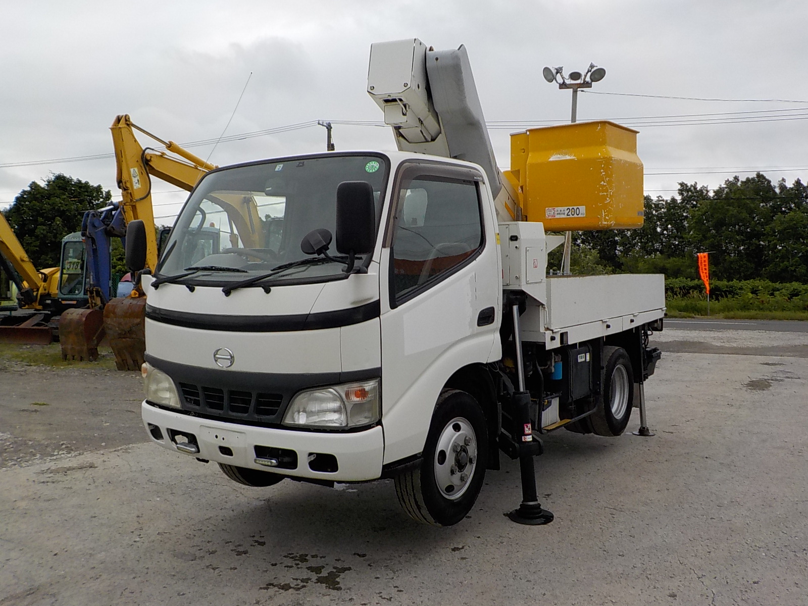 平成19年 デュトロ9.7m高所作業車 電工仕様 FRPバケット