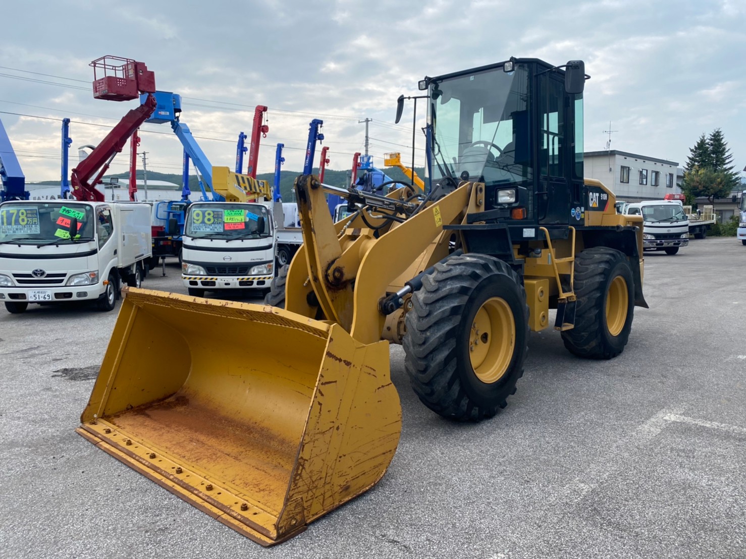平成22年 CAT 910H 1.3㎥