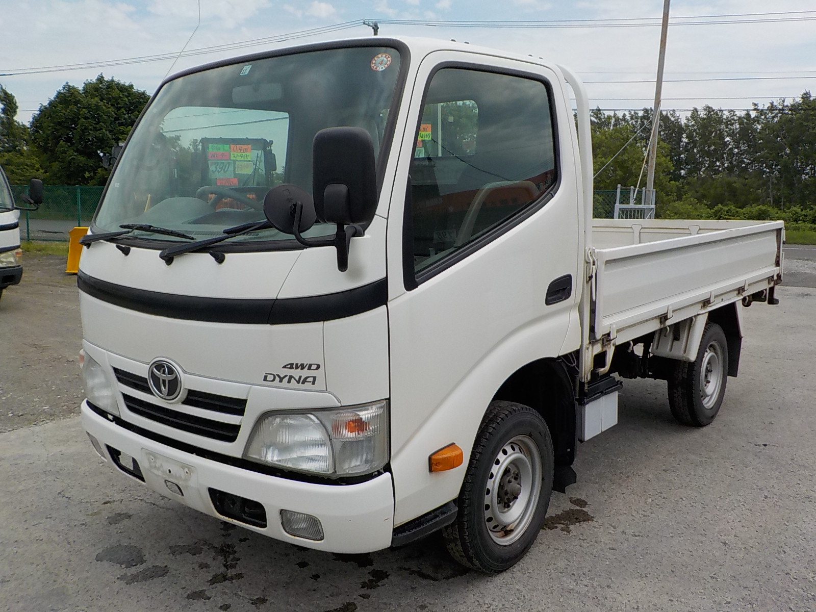 平成23年 ダイナ1.25t平ボディ 4WD