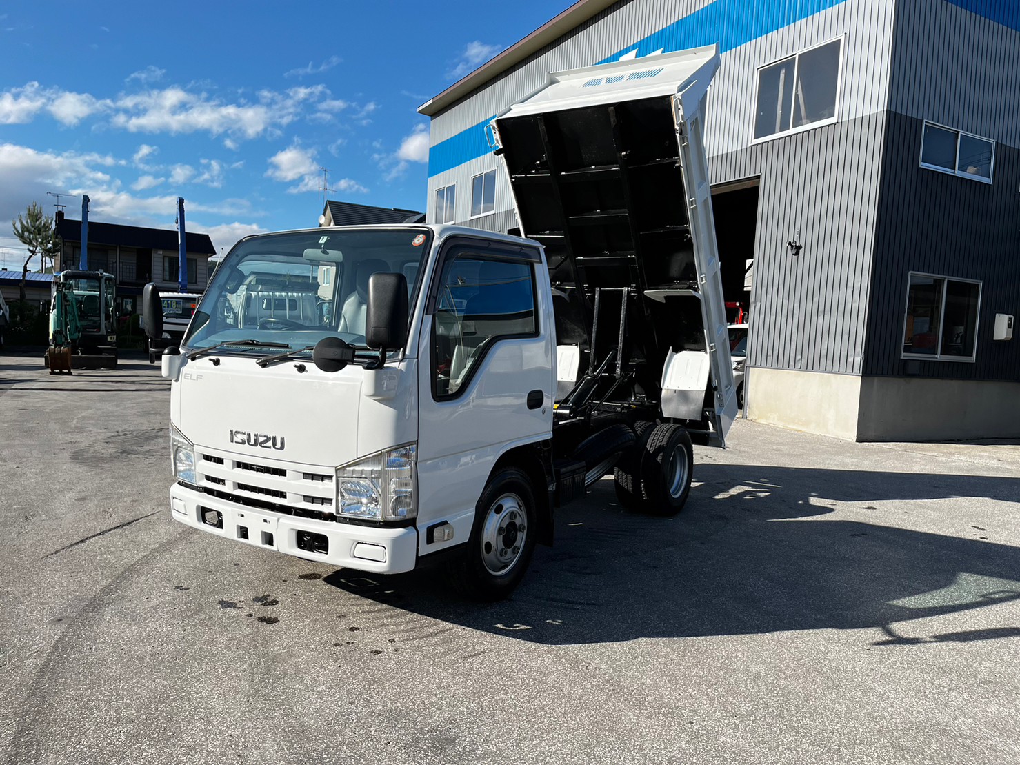 平成26年 エルフ2トンダンプ ★Lゲート ★最大積載量2000㎏