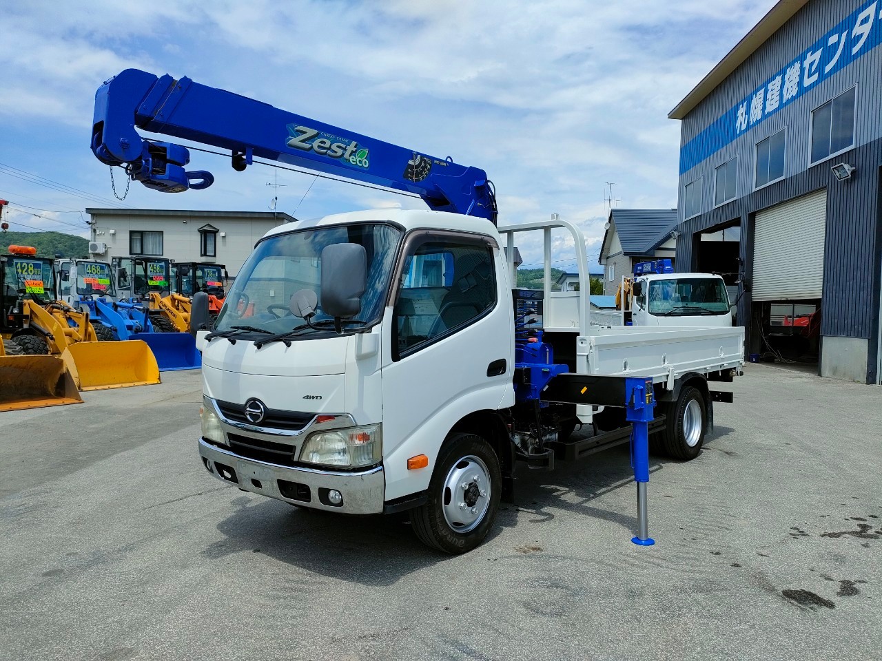 平成24年 デュトロ2トン3段クレーン ★ラジコン ★4WD ★軽々ゲート付 ★全塗装済!!